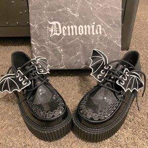 Demonia bat wing creepers
